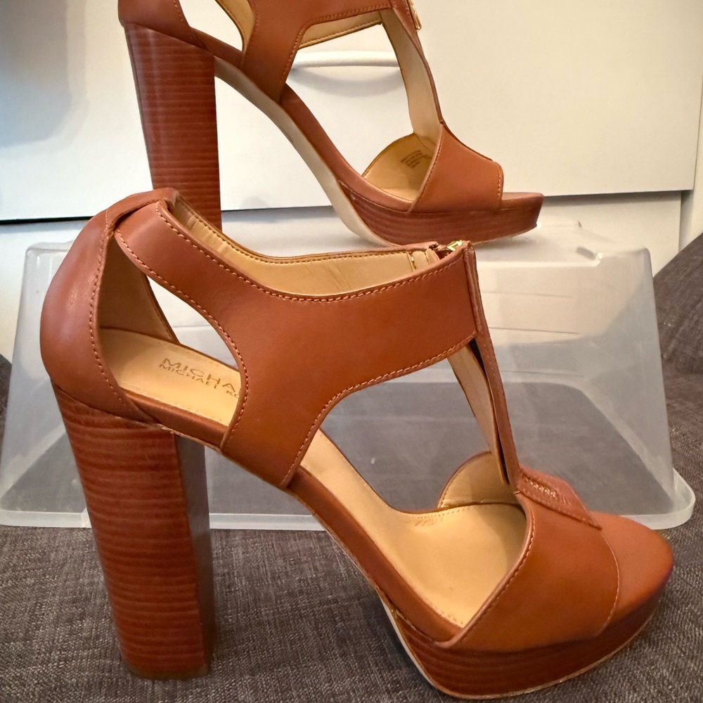 Michael Kors Tan Leather Platform Heels